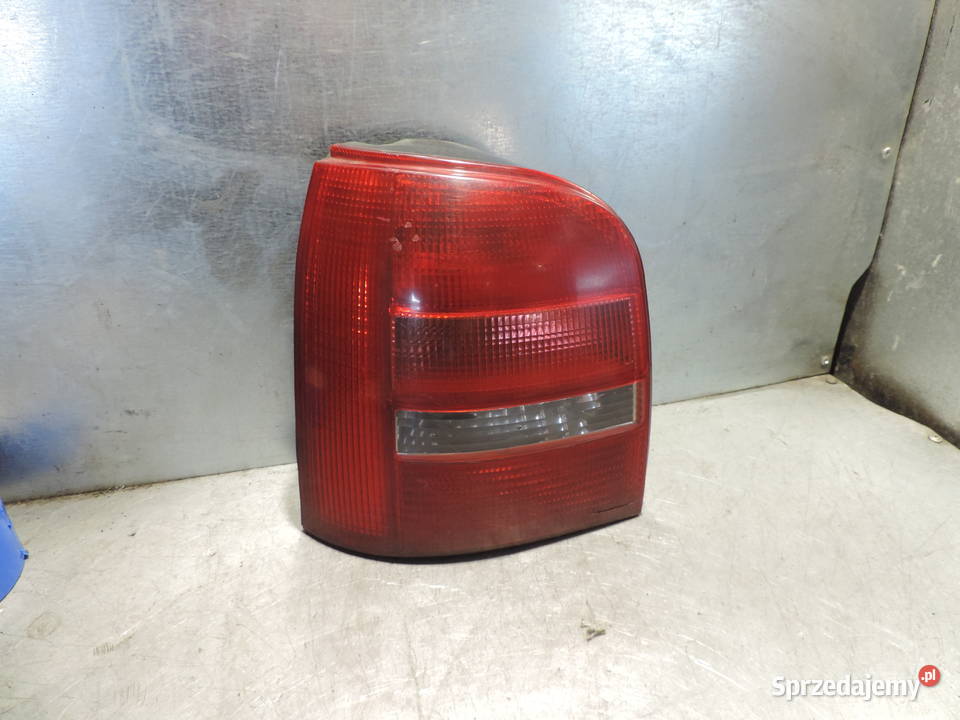 AUDI A4 B5 KOMBI LAMPA LEWY TYŁ Nowy Sącz