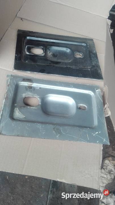 Mercedes g klasa poszycie pod klamke części blacharskie Kocmyrzów