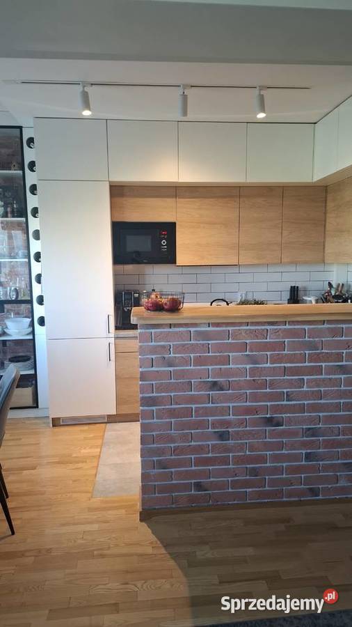 Mieszkanie Rok budowy 2003 łódzkie Skierniewice