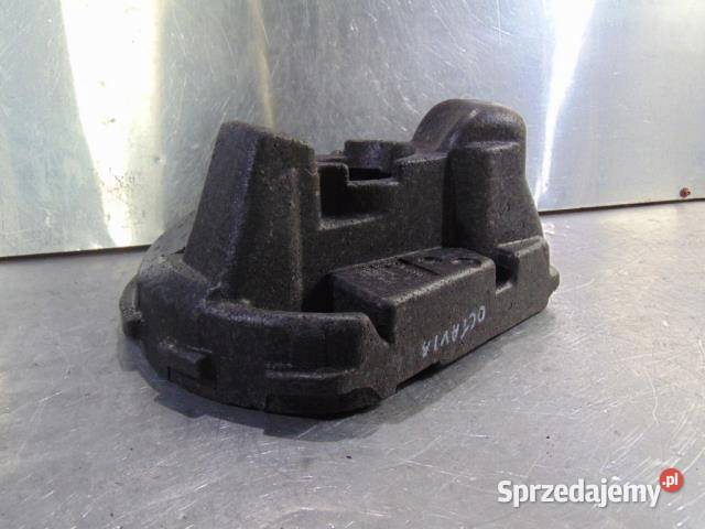 WKŁAD BAGAŻNIKA SKODA OCTAVIA sprzedam
