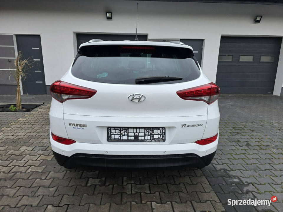 Hyundai Tucson manualkamera cofanianawigacja manualna małopolskie Żabno