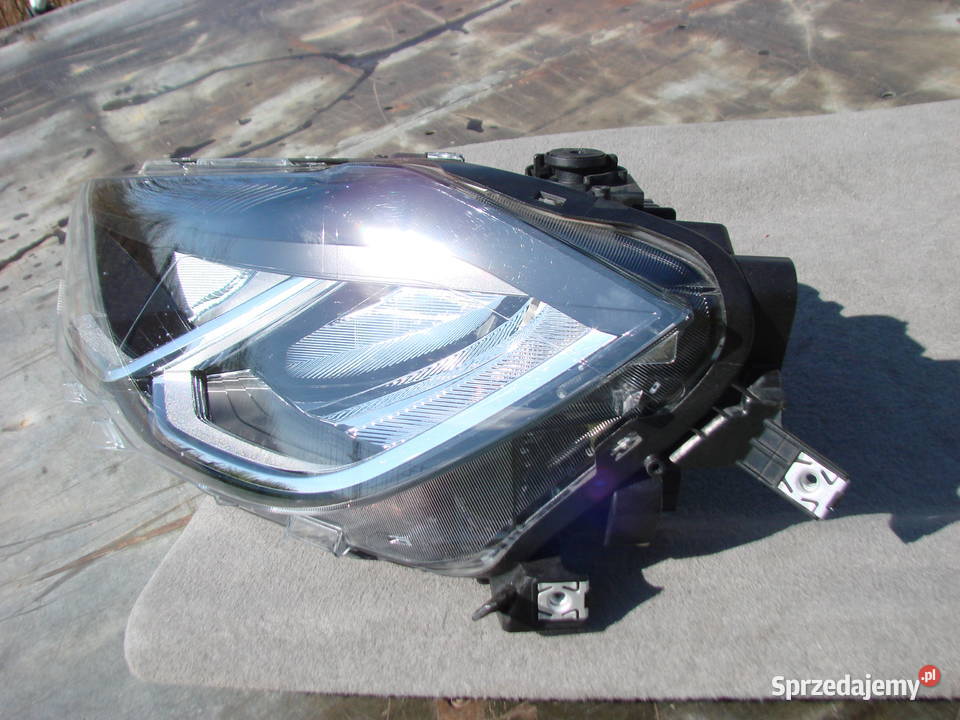 VW Polo VI lift reflektor Full LED ORG EU Mielec sprzedam
