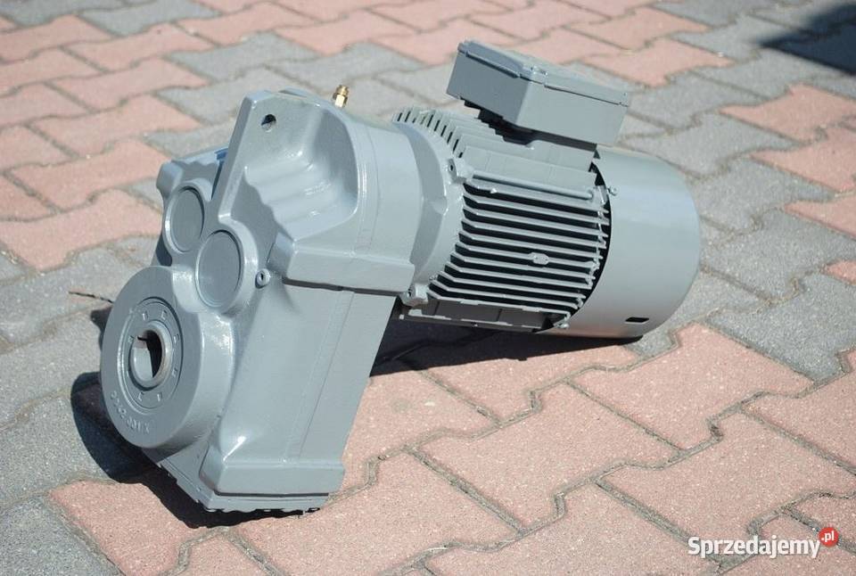 Motoreduktor dwubiegowy 0624kw 1253obrmin Pozostałe Kargowa
