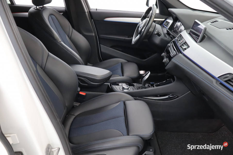 BMW X1 sDrive18i przyciemniane szyby mazowieckie