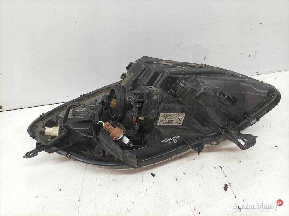 LAMPA PRZÓD PRAWA LIFT 89902767 Toyota Yaris II