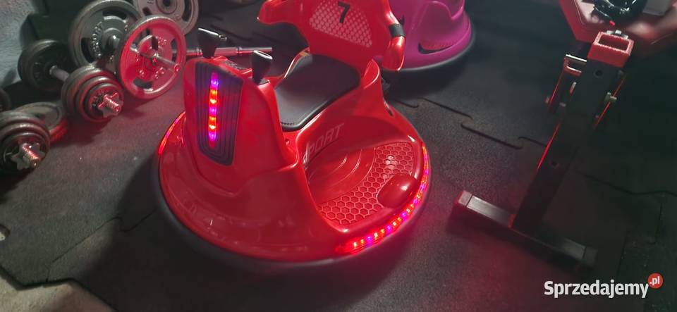 Samochodzik elektryczny świeci gra port USB nowy 2 lata+ pomorskie