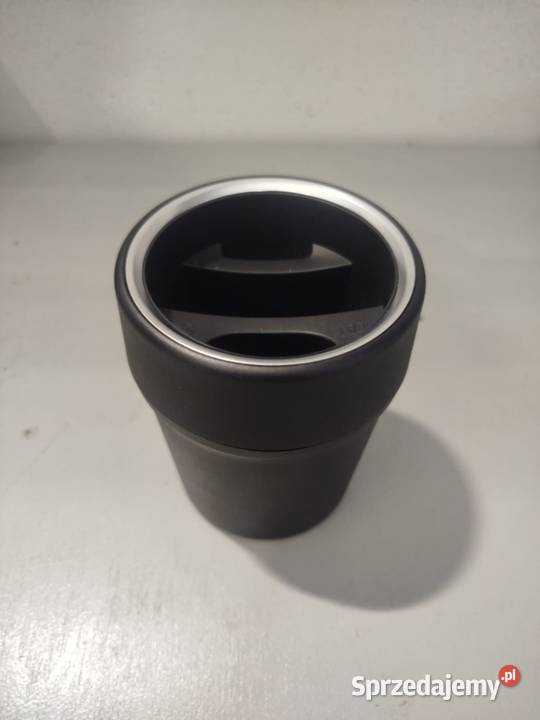 Oryginalna czarna popielniczka pudełeczko Audi Kielce