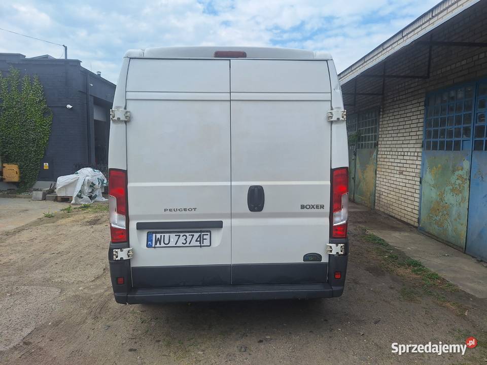 Peugeot Boxer chłodnia mały przebieg