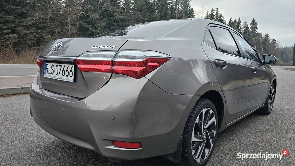 Toyota Corolla 16 132 2016 Lift Film LED Xenon Zarszyn sprzedam