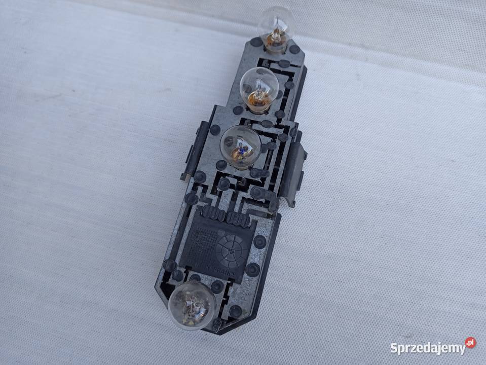 Ford Mondeo MK1 MK2 kombi wkład lampy tylnej tył Sieradz sprzedam