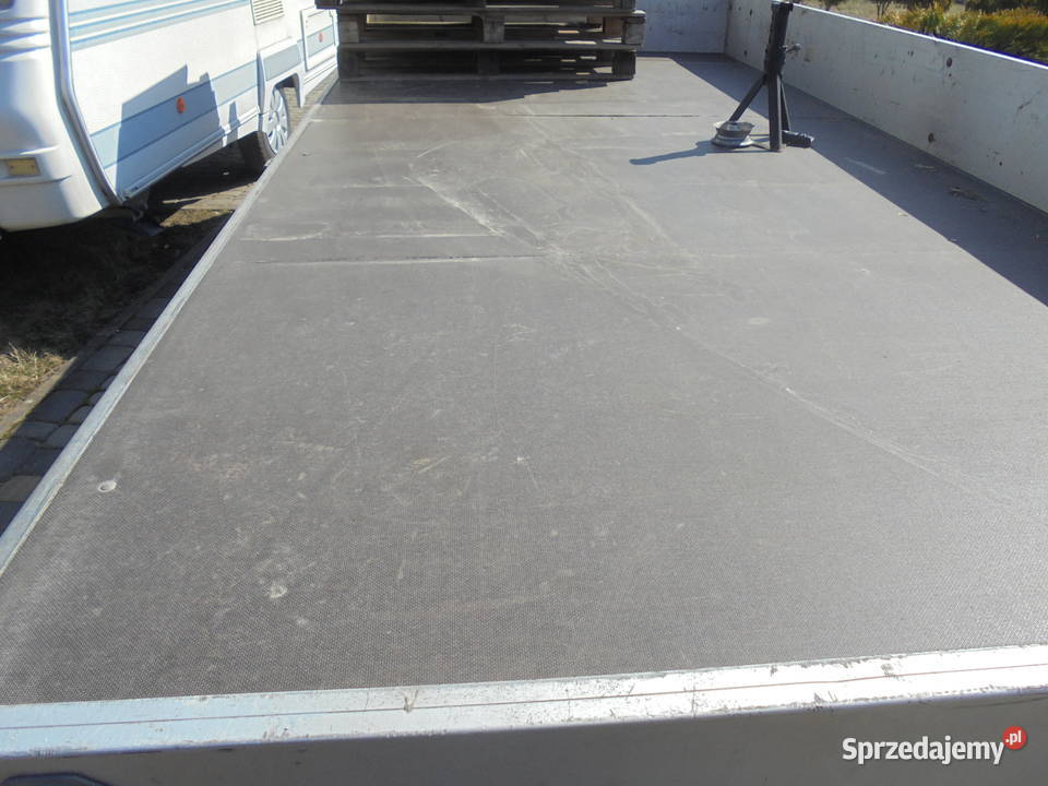 przyczepa samochodowa skrzyniowa 2700 dmc Sonina