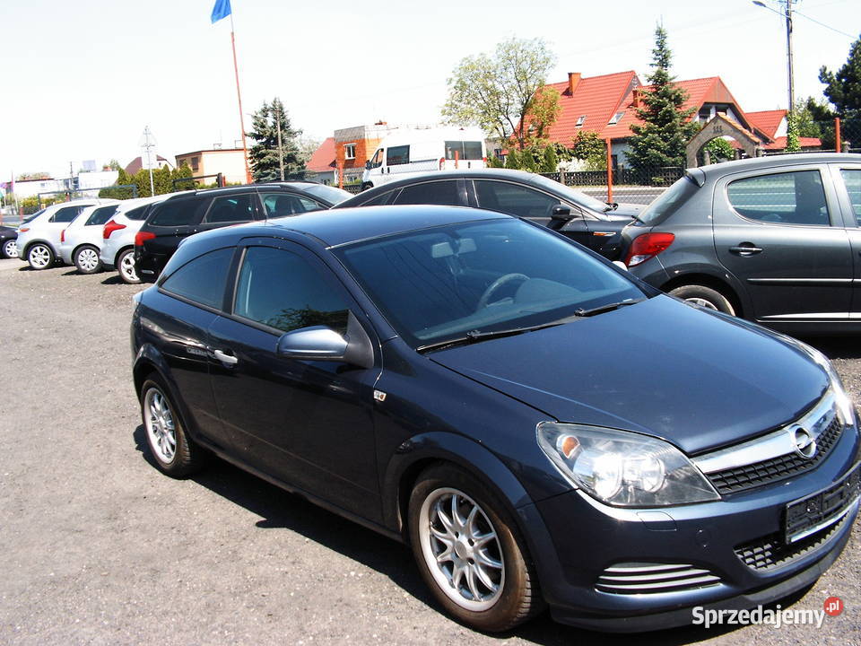 Opel Astra 14 GTC 2009 r 100KM