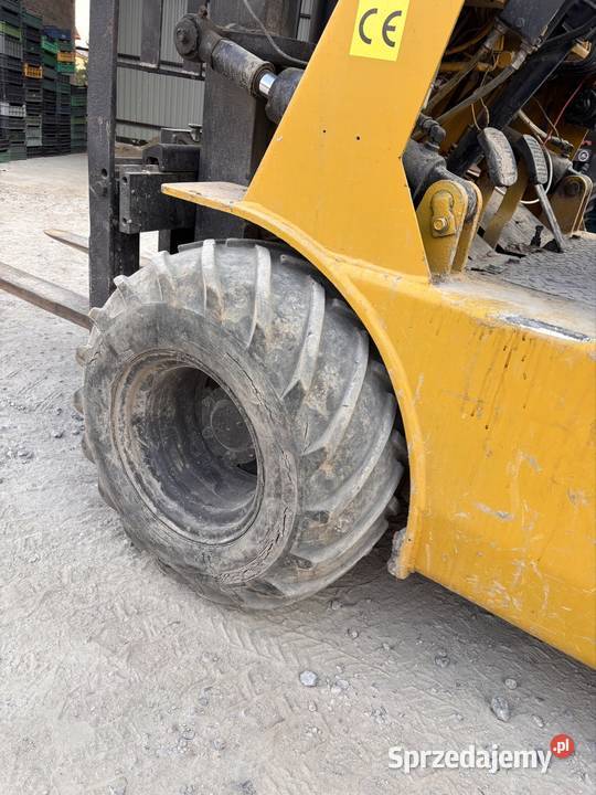 Mitsubishi FG15 terenowe koła gaz Izdebno