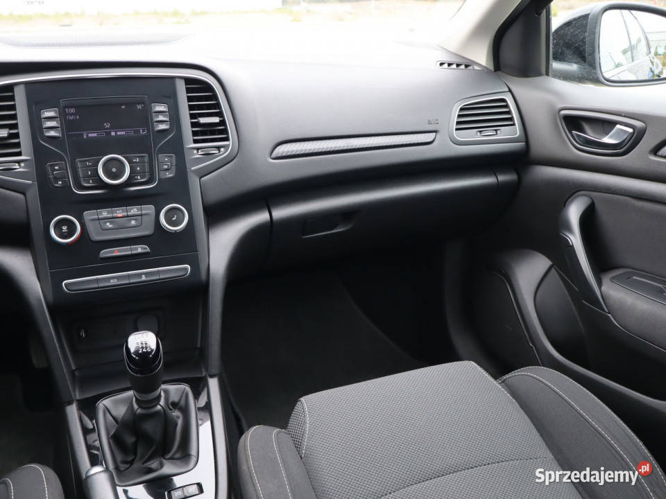 Renault Megane 12 TCe Piaseczno