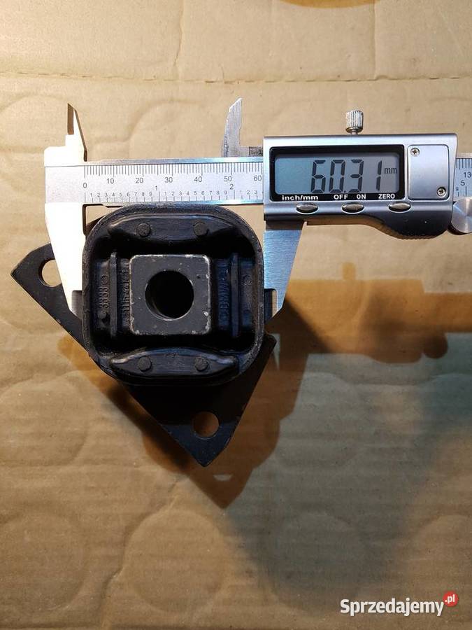 tuleja gumowa tylna miękka prawa BMW E21 Gdańsk