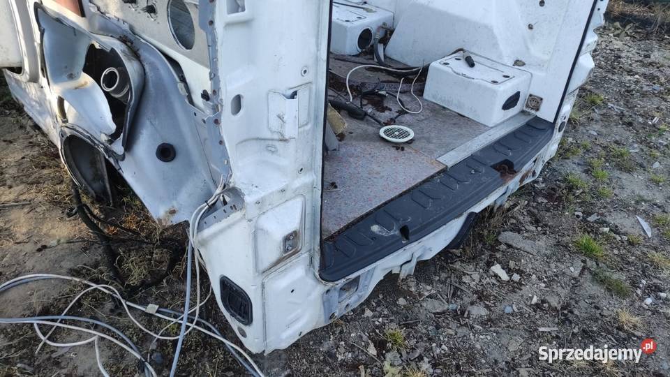 PAS TYLNY TYŁ PODŁOGA BAGAŻNIKA ĆWIARTKA FIAT Pasy przednie i tylne Rzeszów sprzedam