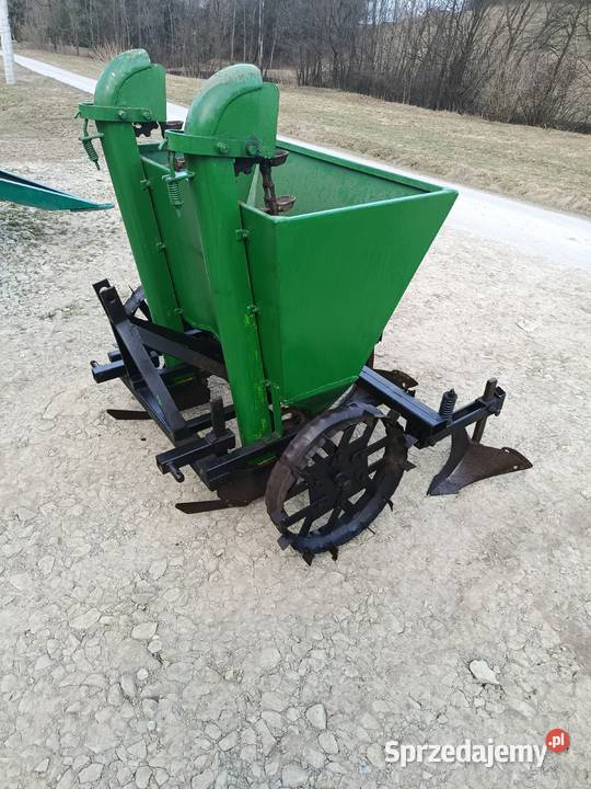 Sadzarka do ziemniaków biedaszki żeliwne Limanowa