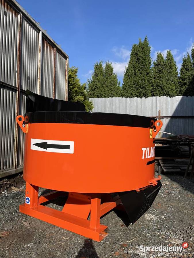 Betoniarka do ciągnika 800 L Mieszalnik TUZ Łowicz