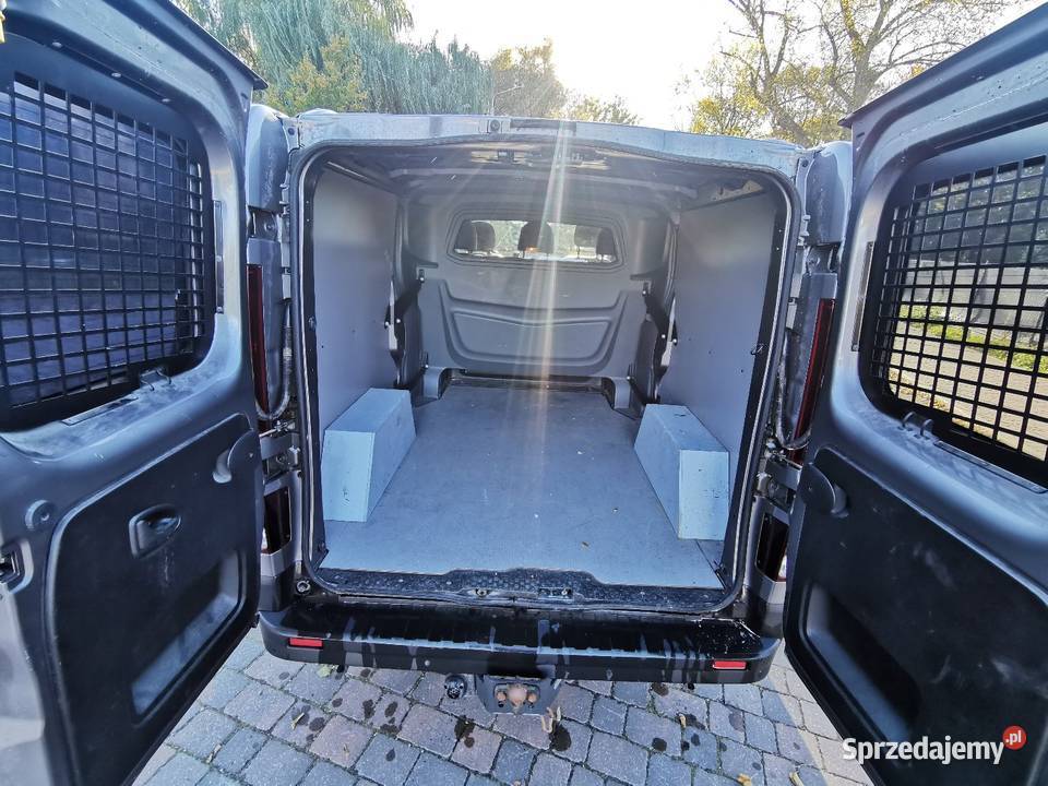 Renault Trafic 16 dCi 145 L2H1 brygadówka 5 kurtyny powietrzne