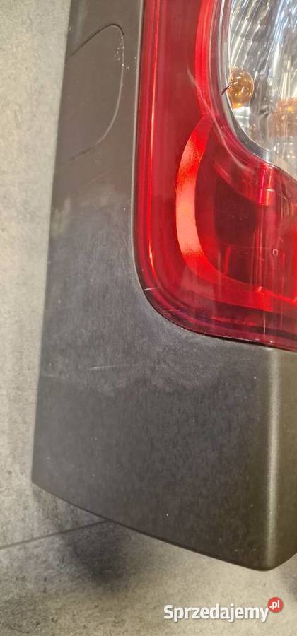 Lampa lewa tylnia OPEL VIVARO MASTER PRIMASTAR Kończyce Małe