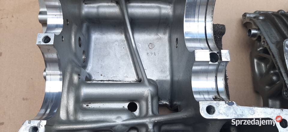 Suzuki GS 500 kartery połówki silnika mazowieckie Warszawa sprzedam