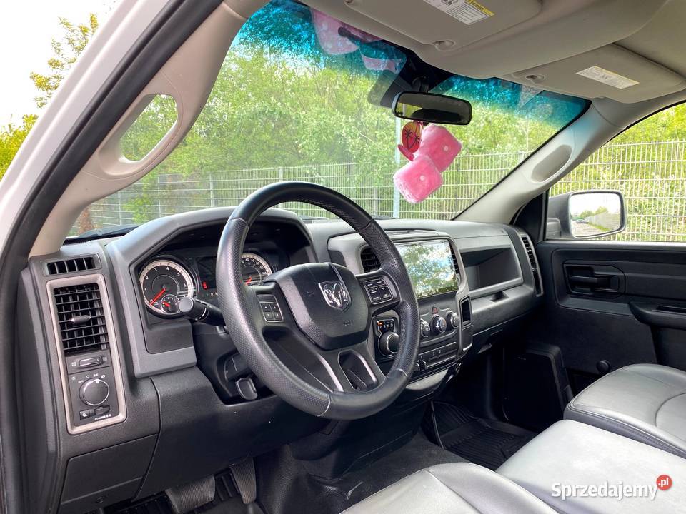 RAM 1500 Tradesman Regular Cab Najdłuższa Paka ASR (kontrola trakcji) Warszawa