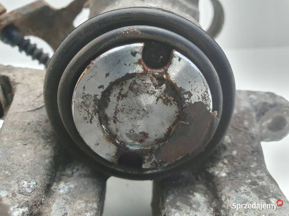 Vw Passat B5 Audi A4 B5 ZACISK HAMULCOWY Prawy