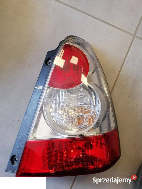 Subaru Forester lift lampa prawy tył Kozubszczyzna