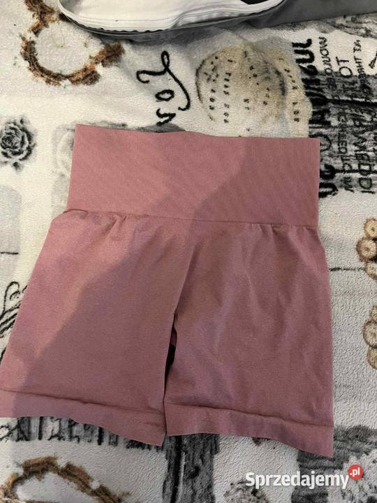 Spodenki layla Odzież sportowa