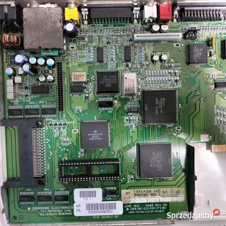 Amiga 600 płyta uszkodzona