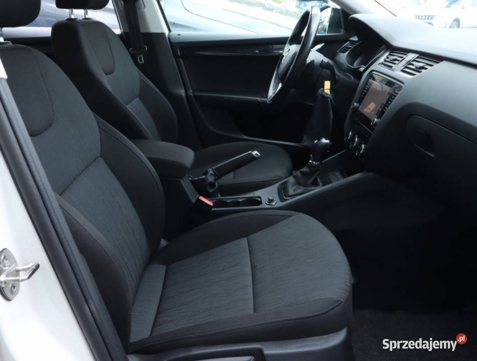 Skoda Octavia 15 TSI sprzedam