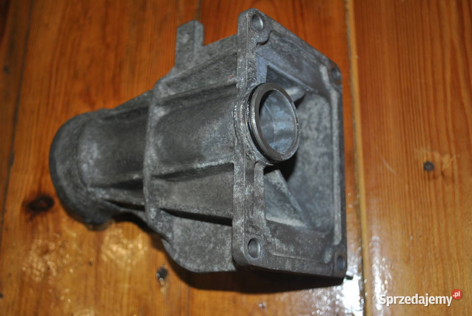 Podpora półosi BMW E90 E91 E92 325XI 330XI X1 Poręba