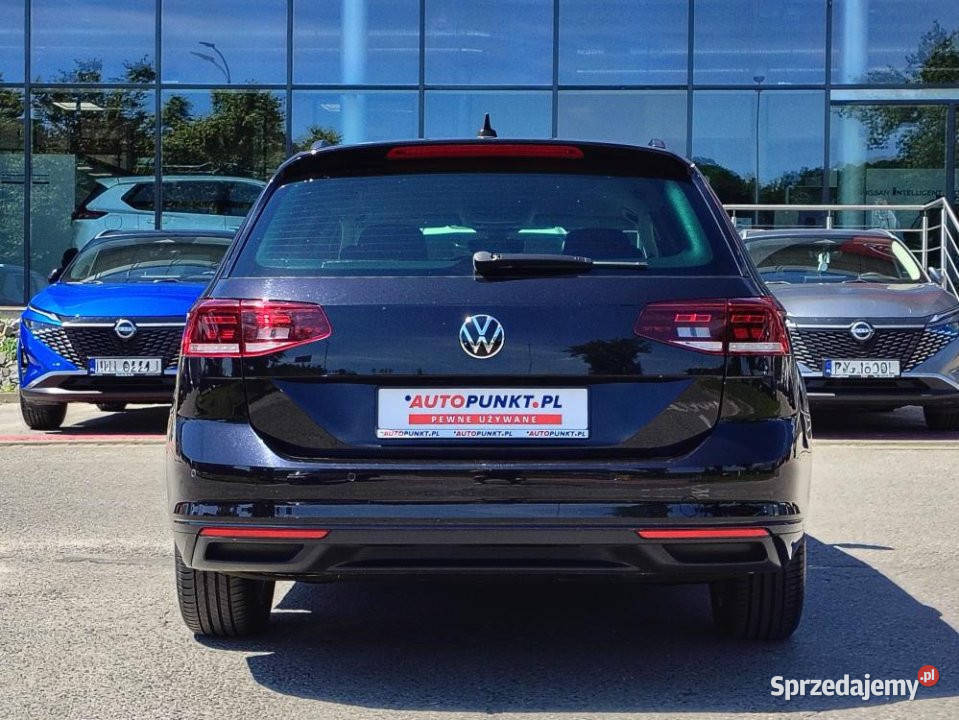 Volkswagen Passat 2022r Carplay Podgrz Fotele Rok produkcji 2022 Kraków