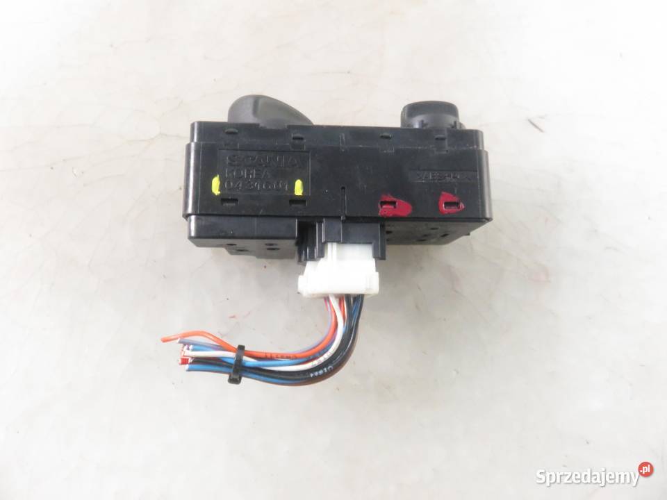 WŁĄCZNIK ŚWIATEŁ SCANIA R I 20042019 0431601