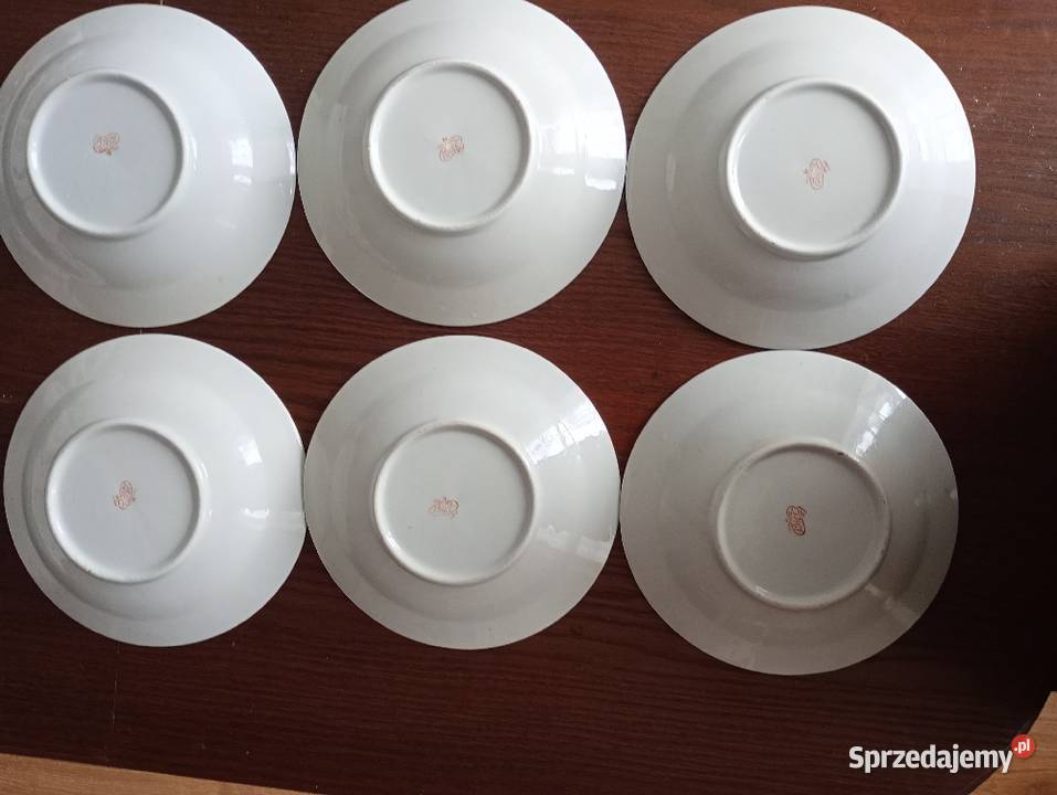 Unikalny komplet talerzy z Korei Północnej z lat Zawiercie