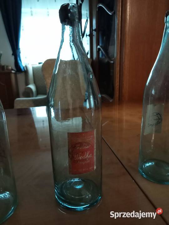 Butelki przedwojenne z okupacji z etykietami łódzkie Łódź