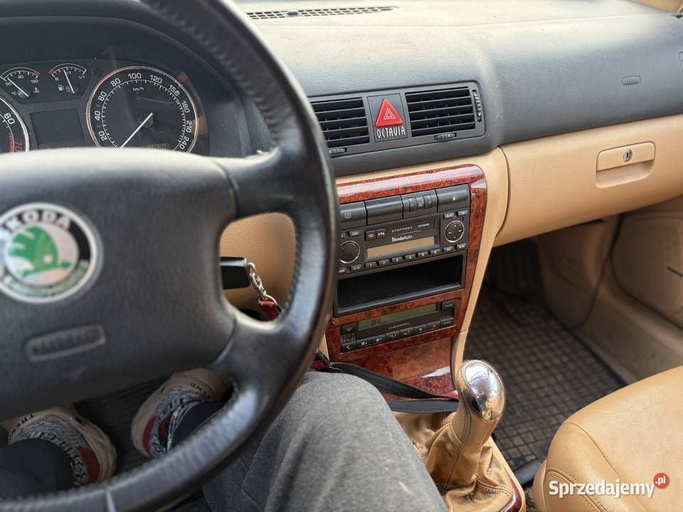 Skoda Octavia 18 TSI Laurent Clement 2000 r Warszawa