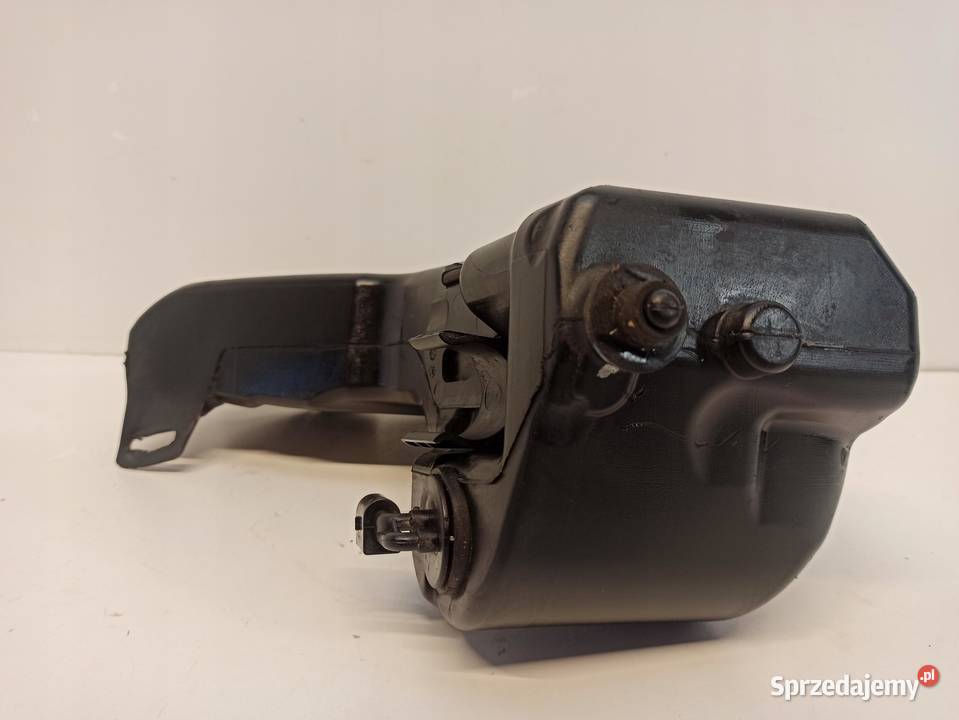 MERCEDES W205 ZBIORNIK SPRYSKIWACZY A2058600260 osobowe dolnośląskie
