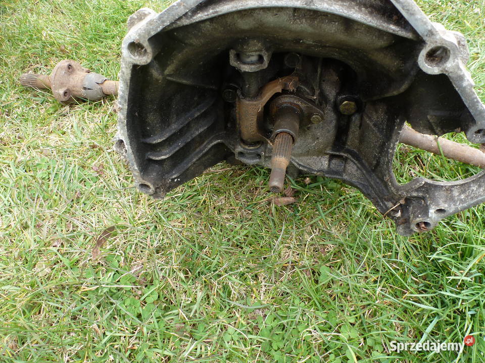 126p silnik skrzynie biegów osobowe łódzkie Borchówka
