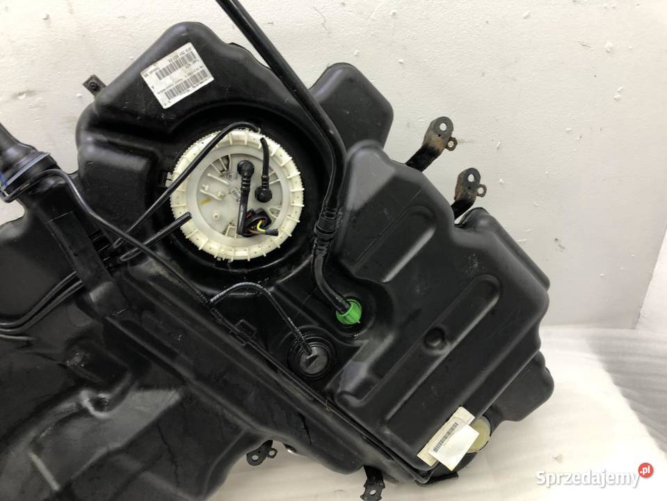 ZBIORNIK BAK PALIWA KT0372212 AUDI A6 C6 24TSI osobowe wielkopolskie