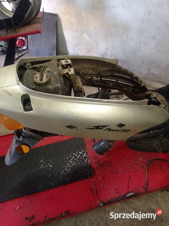 Plastiki boczne skuter Łubno