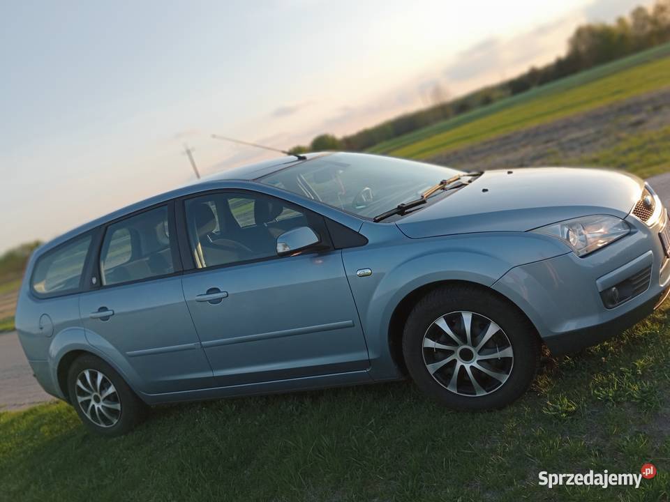 Ford Focus Ghia nieuszkodzony Turzec