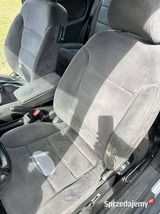 Audi A3 8L 16 benzyna 102 2001 3drzwiowe 1595cm3 Włodawa