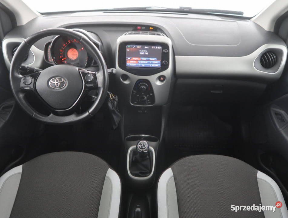 Toyota Aygo 10 VVTi bluetooth Bielany Wrocławskie