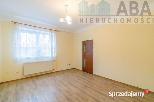 Przestronny piętrowy dom gm Przedecz 2250m2