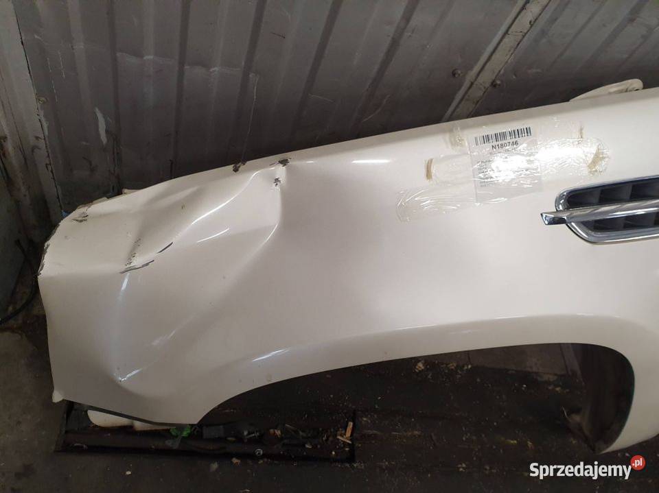 BŁOTNIK LEWY PRZÓD CADILLAC ESCALADE ESV osobowe Lipno