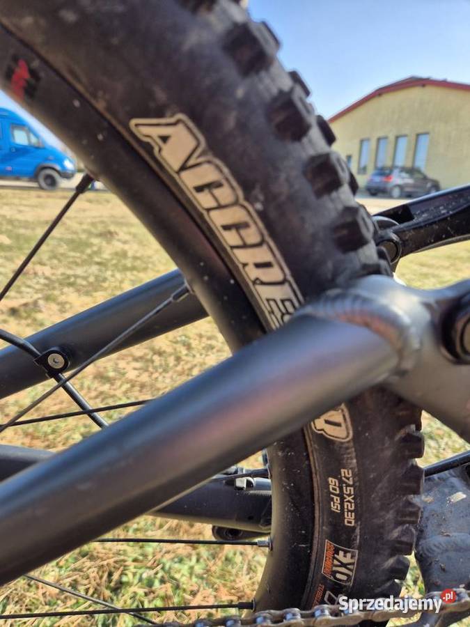 275 Dartmoor Blackbird 2024 Lyrik Ultimate FOX Szemud