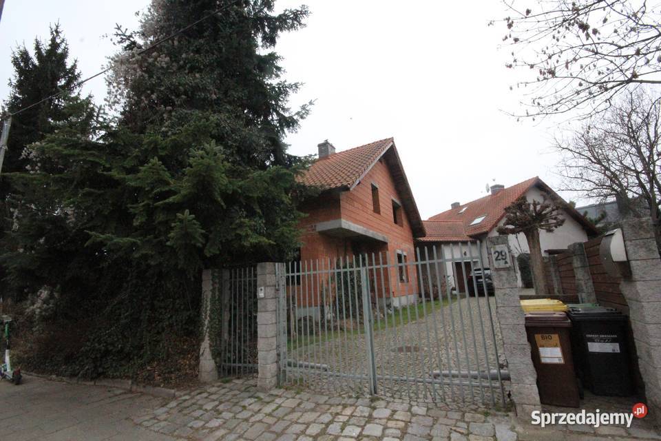 5pok 250met Okólnej OGRÓDTARASPIWNICA Wrocław garaż Nieruchomości
