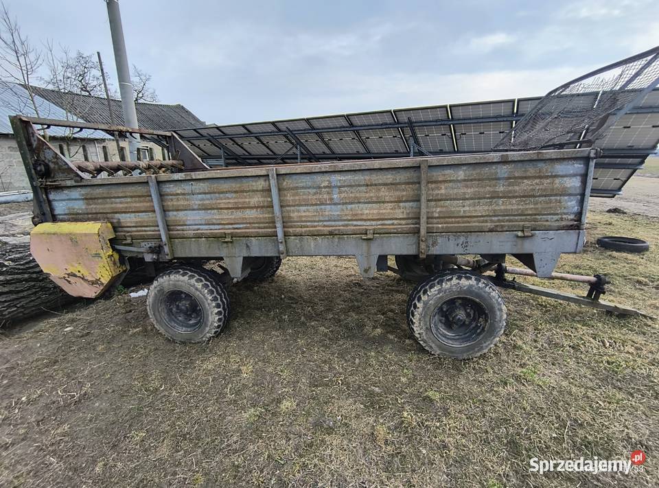 Rozrzutnik dwuosiowy czarna białostocka nieuszkodzony Mochowo sprzedam