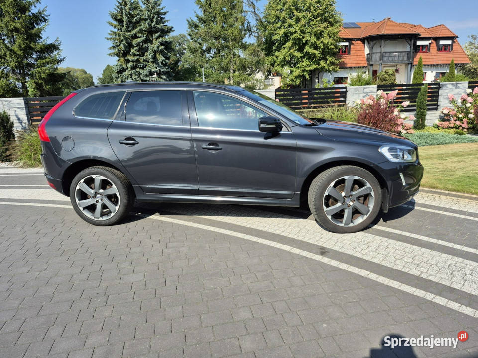 Volvo XC 60 lift skóra opłacony ładny egzemplarz Rok produkcji 2015